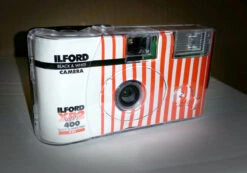 35mm Film Camera - Ilford XP2 Bw One-Time Use Camera -Cheap Film Photography Store Ilford XP2 Camera 2