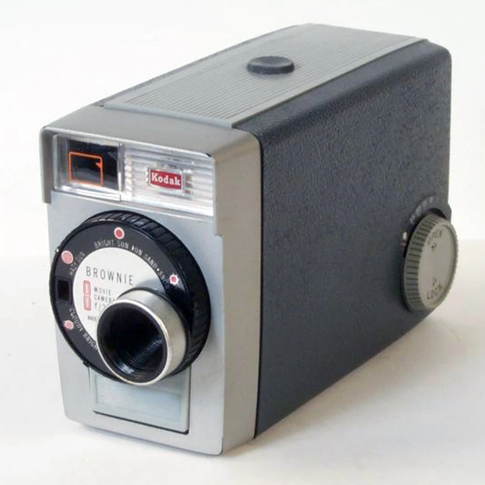 Regular 8mm Movie Camera - Kodak Brownie 8 (Vintage - Grey) 1 Regular 8mm Movie Camera - Kodak Brownie 8 (Vintage - Grey)