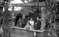 35mm Film Camera - Kodak Tri-X Single Use BW Camera -Cheap Film Photography Store KodakTriX OneTimeUse leslie 3